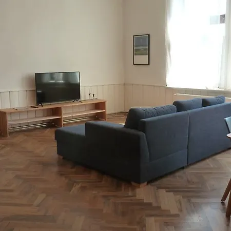 Alte Schule Apartman *
