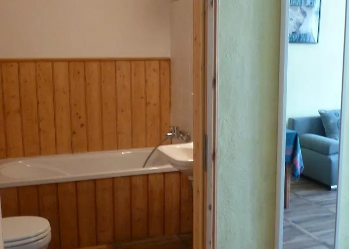 Alte Schule * Tambach-Dietharz