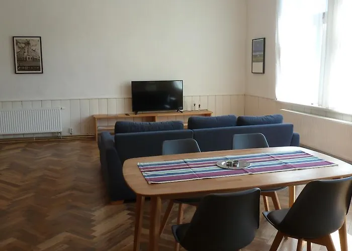 Alte Schule * Tambach-Dietharz